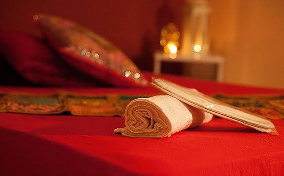 BUEU.. GALLEGA. . INDEPENDIENTE. MASAJES EXCLUSIVOS..RELAX..