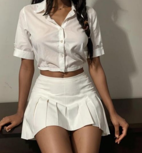 muy enrollada 24h viciosa pis privat 24h mulata 20 añitos