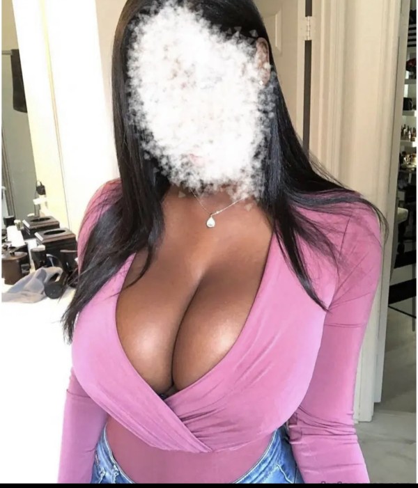 Evelyn ven a conocerme Solo WhatsApp