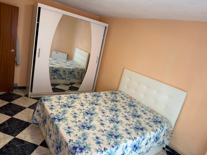 Alquiler de habitaciones disponible en llefia