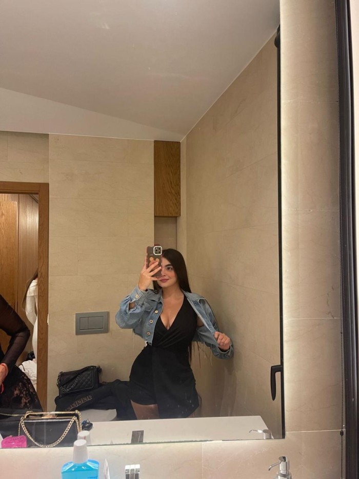 Colombiana muy cachonda e implicada