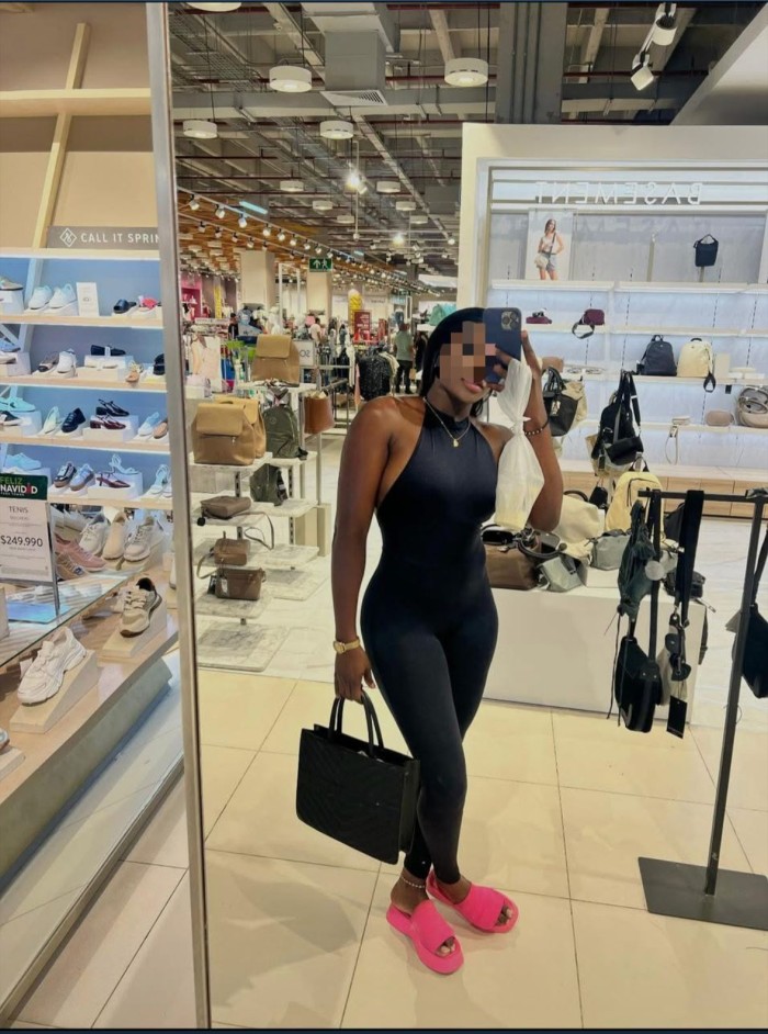 HERMOSA JOVENCITA MULATA CUBANA 23 AÑITOS NOVEDAD
