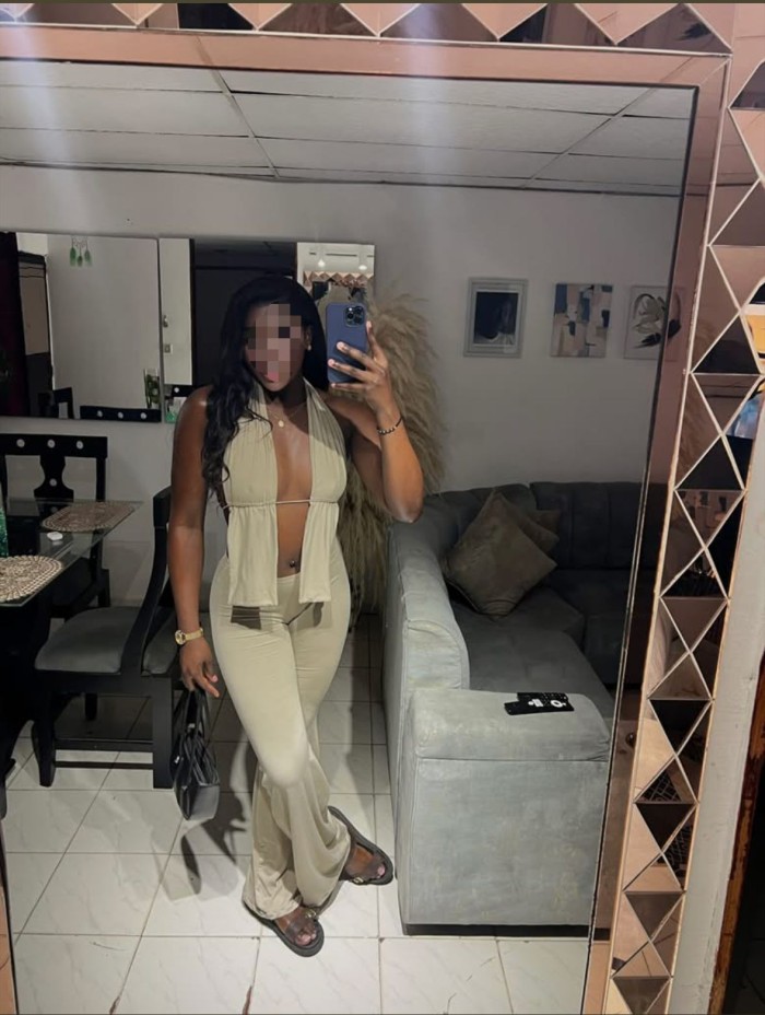 HERMOSA JOVENCITA MULATA CUBANA 23 AÑITOS NOVEDAD