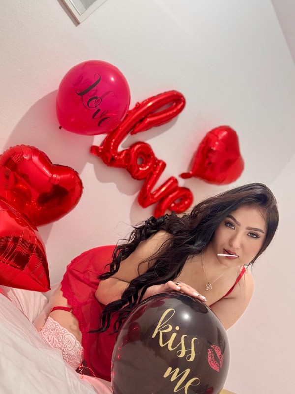 ESTRELLA 20 años , EXCITANTE Y PURA SENSUALIDAD…