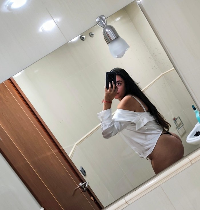 Santa cruz chica guapa solo salidas y coche