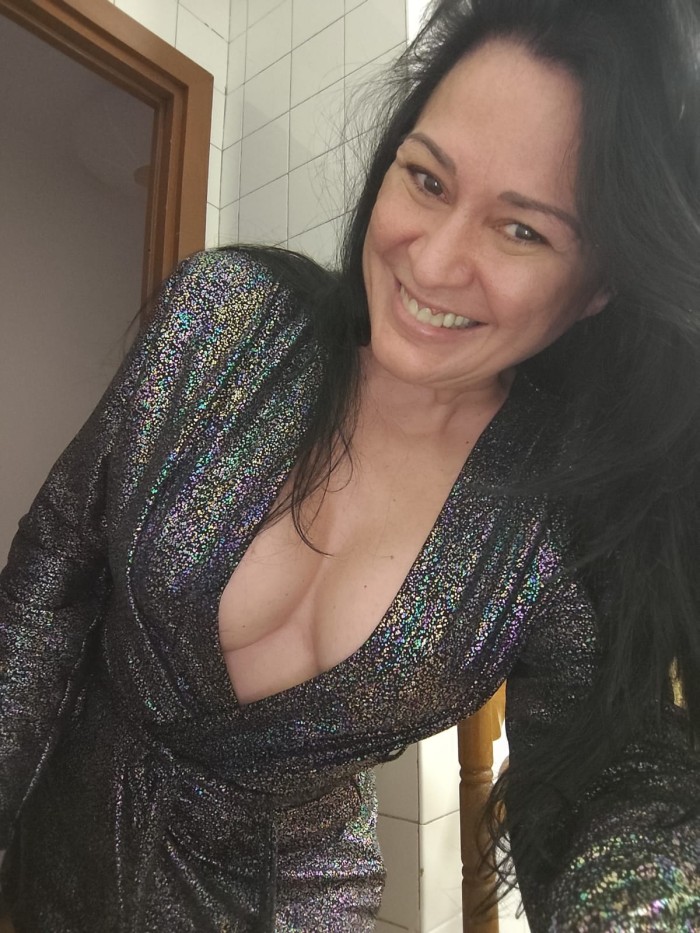 Tamara cachonda fiestera a tope la reina del franc