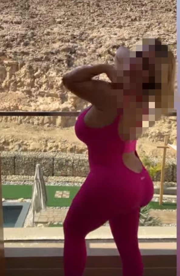 MILF FIESTERA TETONA NINFOMANA MORBOSA CUARENTONA