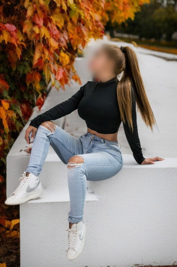 COLOMBIANA SEXY Y FIESTERA