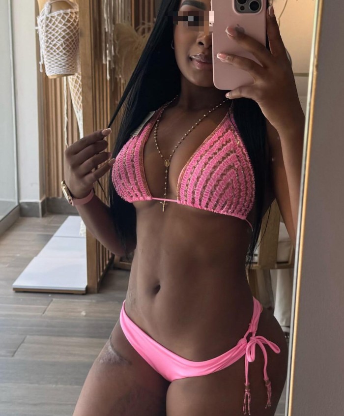 Rossa morena traviesa