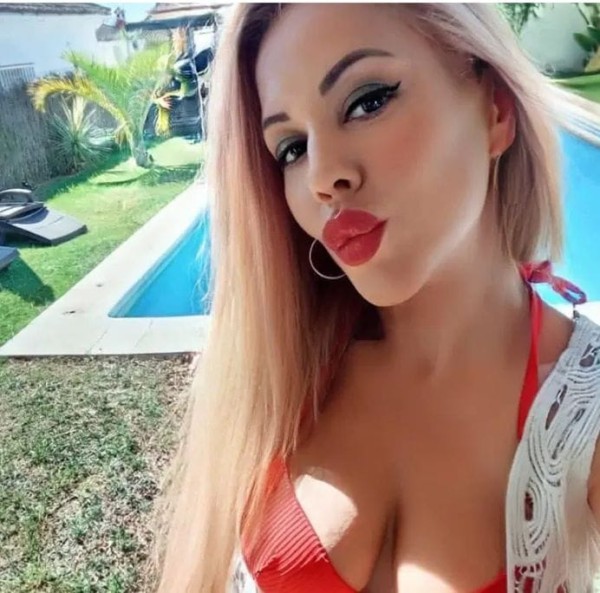 HINA, RUBIA GUAPA ESPAÑOLA