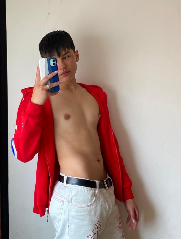 CRISTIAN 643176930, JOVEN 19 AñOS CACHONDO Y FIEST