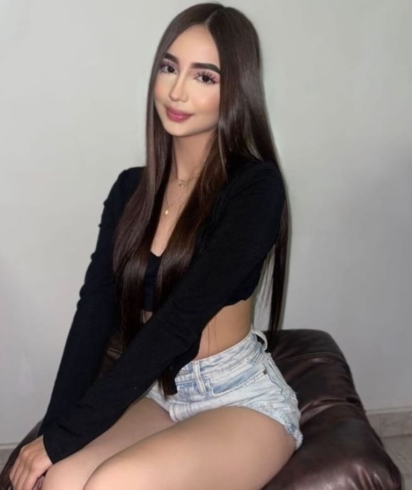 Valery Juguetona nueva En la zona