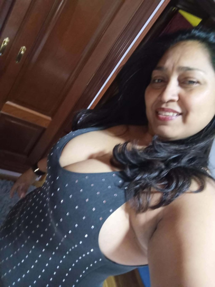 ELISA GRAN MUJER VENEZOLANA MADURA PECHAZOS