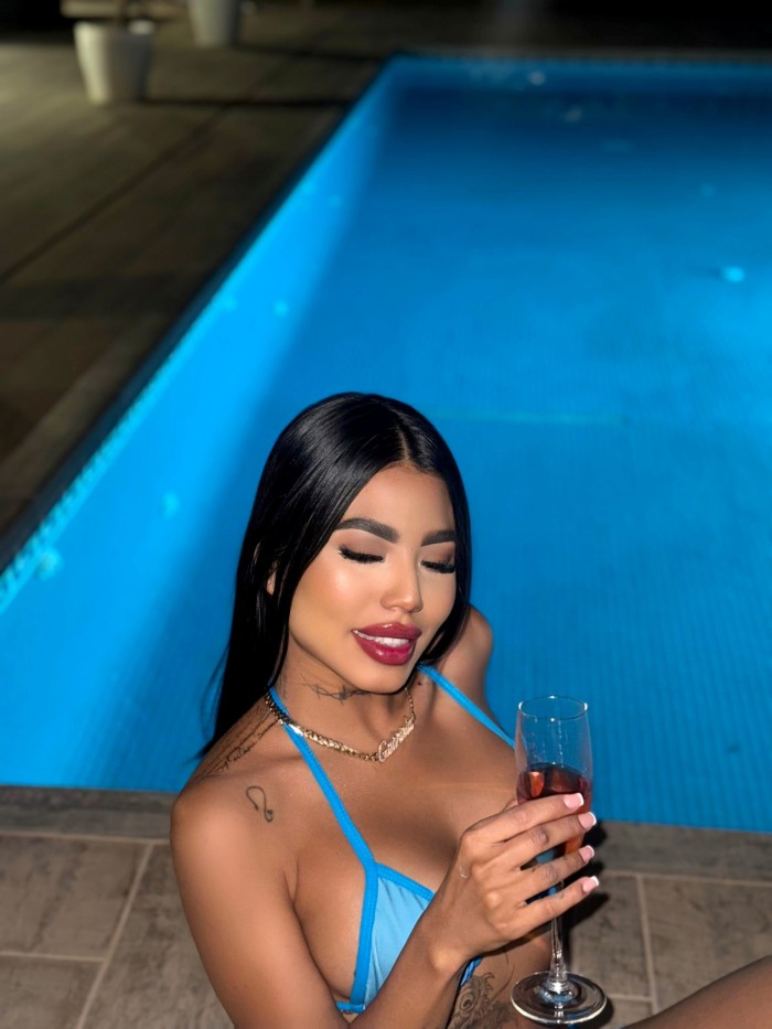 MARTINA NOVEDAD JUGUETONA EN BARCELONA