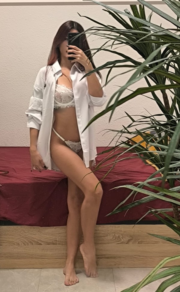 Joven argentina guapa e independiente en Madrid