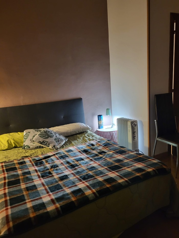 TRANS femenina la golfa traga leche de machos acti