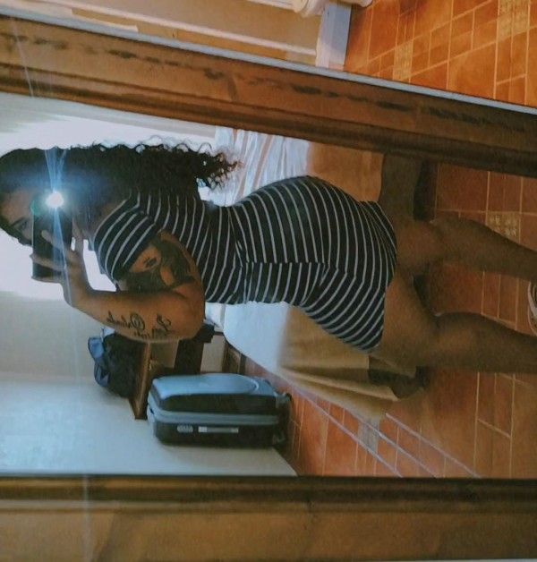 Soy Alexan  Gandia viciosa divertida salidas 24h Piso privado pack hora