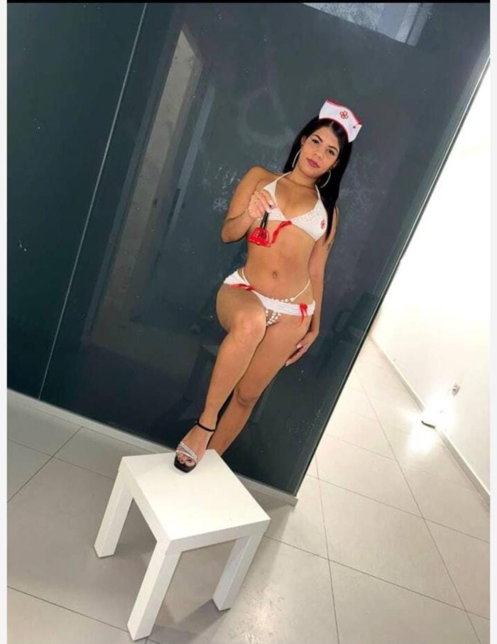 MI CHOCHITO APRETADO Y JUGOSO TE ESPERA