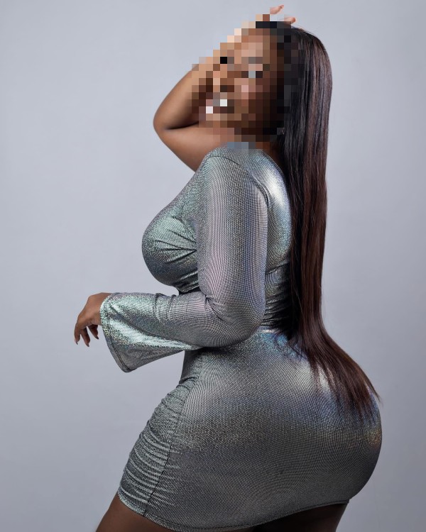 NOVEDAD MORENA PECHOS NATURALS…con curvas