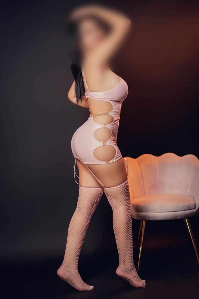 Jovencita super guapa con mucho deseo NOVEDAD