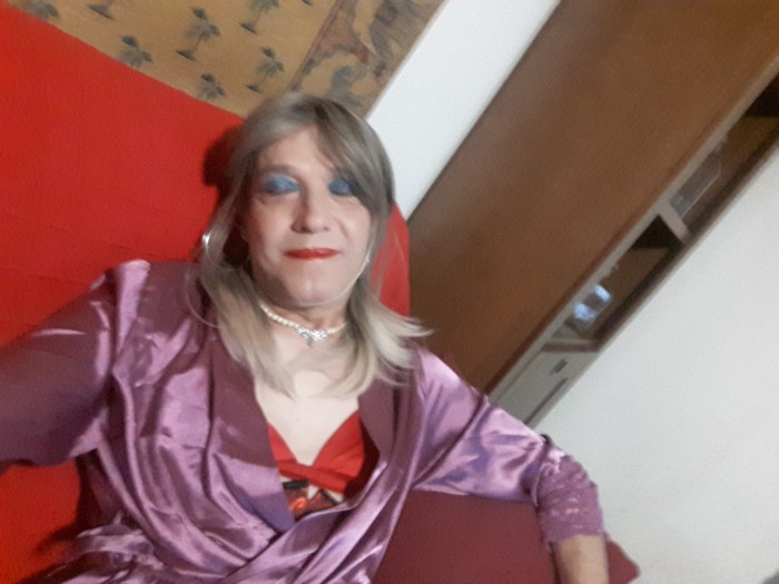 Sandy CD seré tú Sissy.