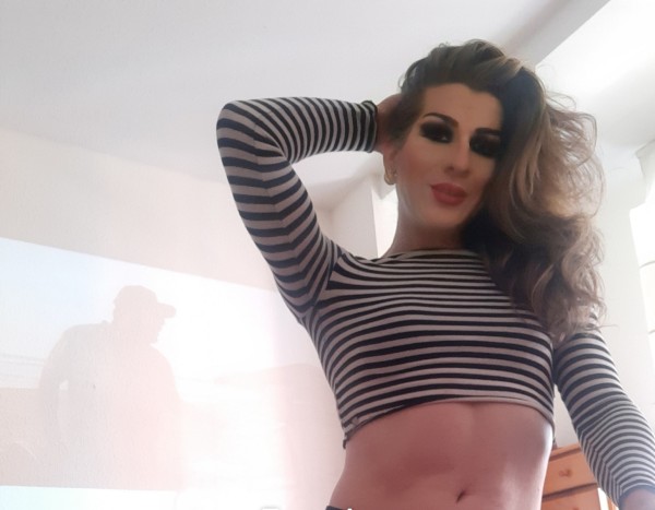 VEN PUTITA TE FOLLO TE ESCUPO TE AZOTO FISTING FEMINISACION HUMILLACION