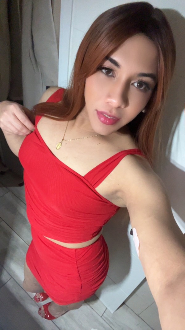 Trans novedad latina pollona  y con mucha esperma