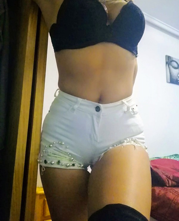 Guapa morbosa y complaciente !!!