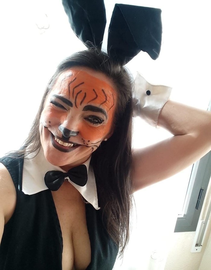 CELEBRAMOS LA NAVIDAD JUNTOS? ESTOY. CON GANAS DE FOLLAR FIESTA, CACHONDE