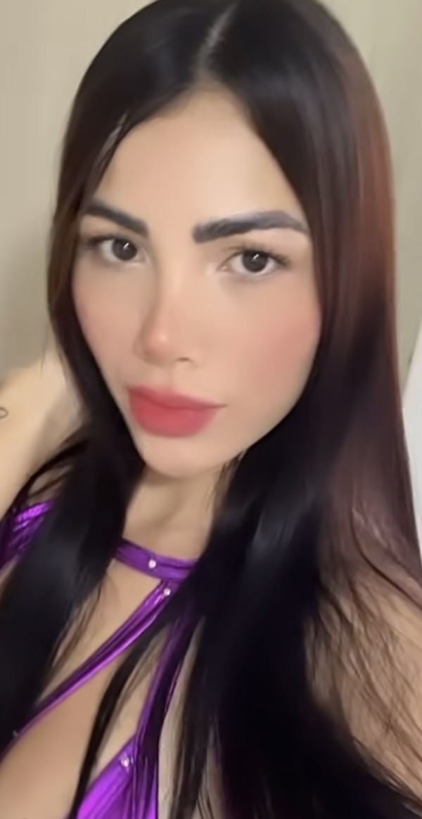 Roxana hermosa transexual fiestera, seré tu novia Trans una fantasía real