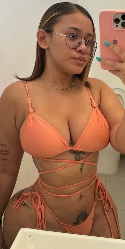 Amanda MORBOSA CON MUCHA GANAS