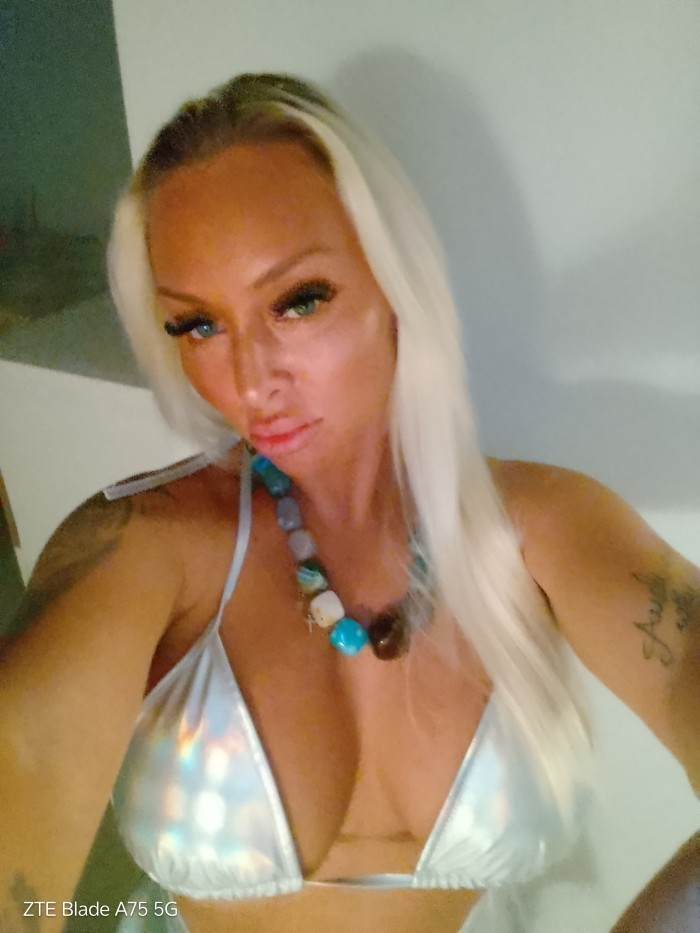 Germany blond tetas Grandes