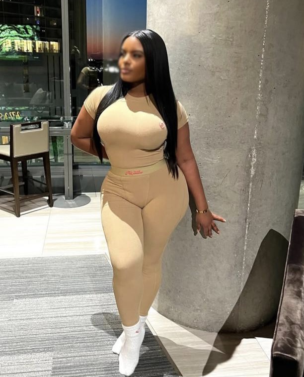 Nueva Coño rico para comer  latina tetas naturale