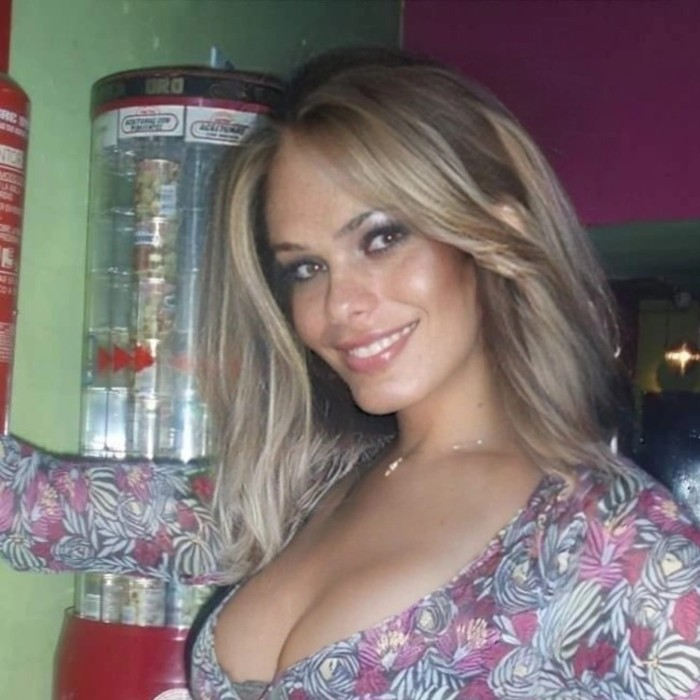 NOVEDAD SARAH DOMINANTE FIESTERA VERSÁTIL 24H