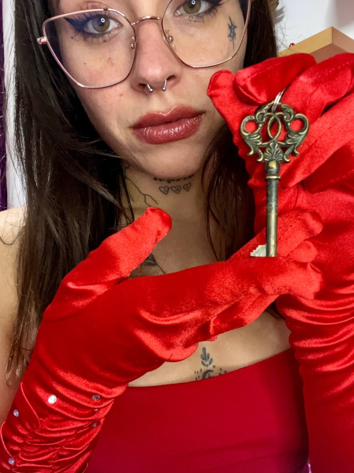 MEGAN | SENSUAL DOM