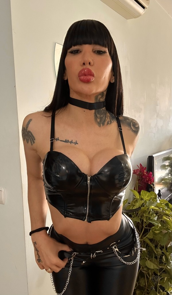 Karol Morena: La Trans que Encenderá tus Sentidos en Palma