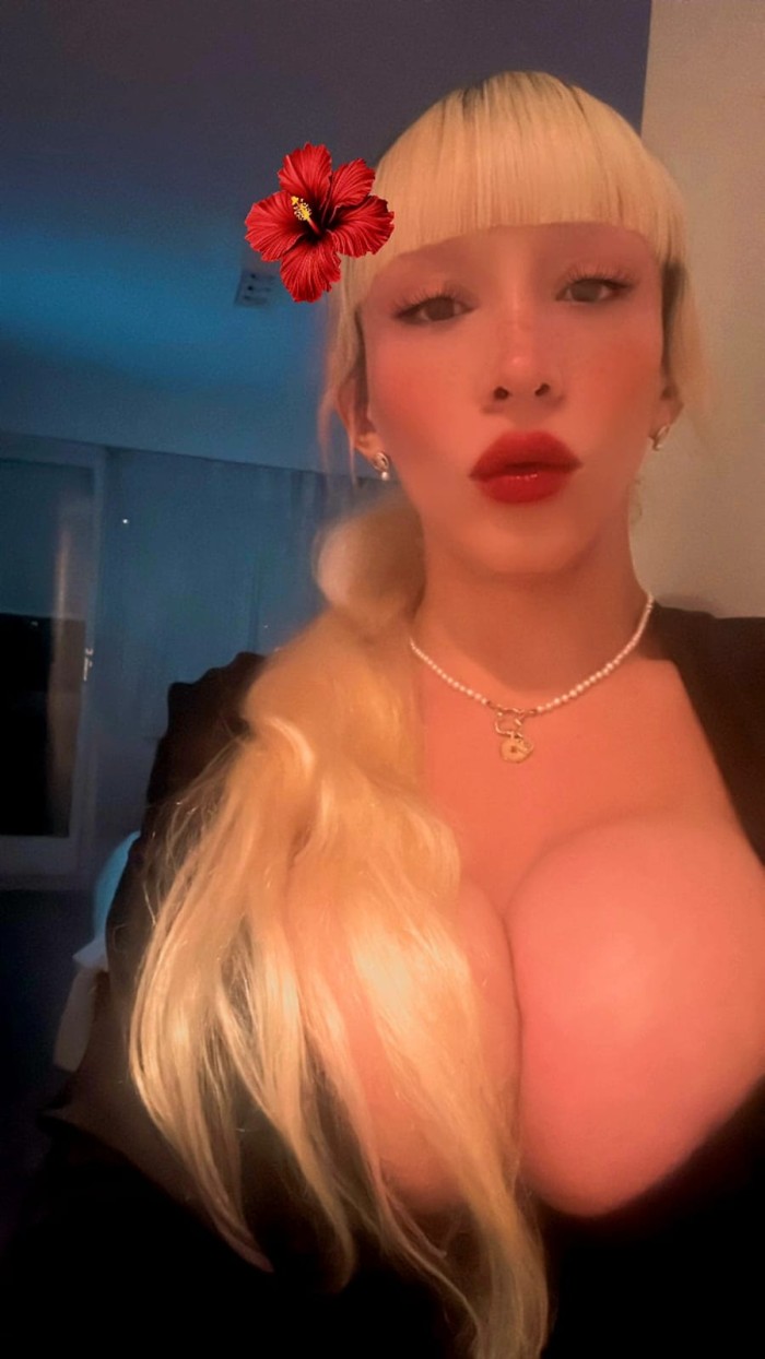 Vanesa te la pone tiesa