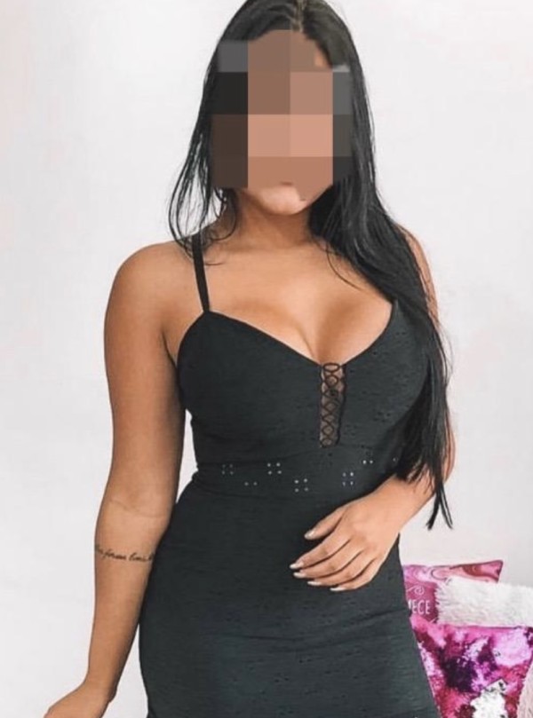 BELISSIMA JOVEN EXOTICA PARA HOMBRE DE BUEN GUSTO*