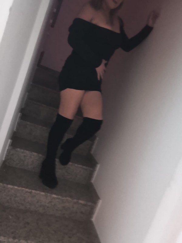 Sin límites muy completa🩷piss privat fiestera madurita fotos reales 24h🩷