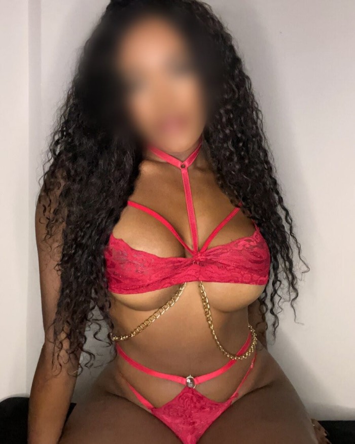 MORBOSA LUJURIOSA IMPLICADA COMPLACIENTE