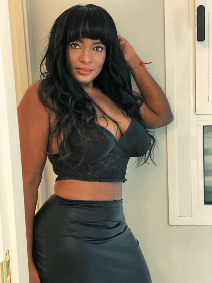 Madurita fiestera sin taboo