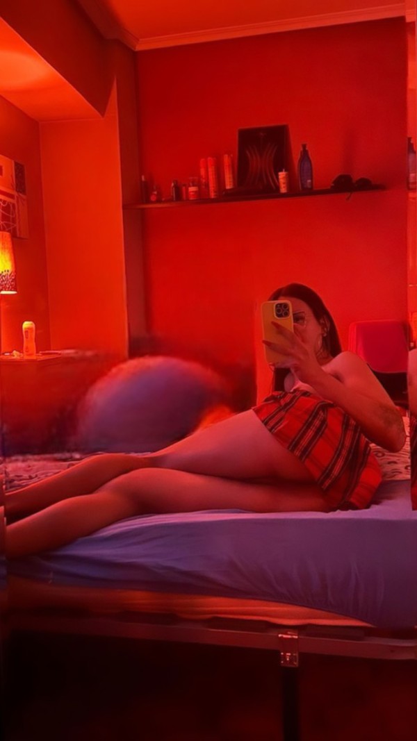 KIMBERLI CHICA TRANS GUARRA FIESTERA