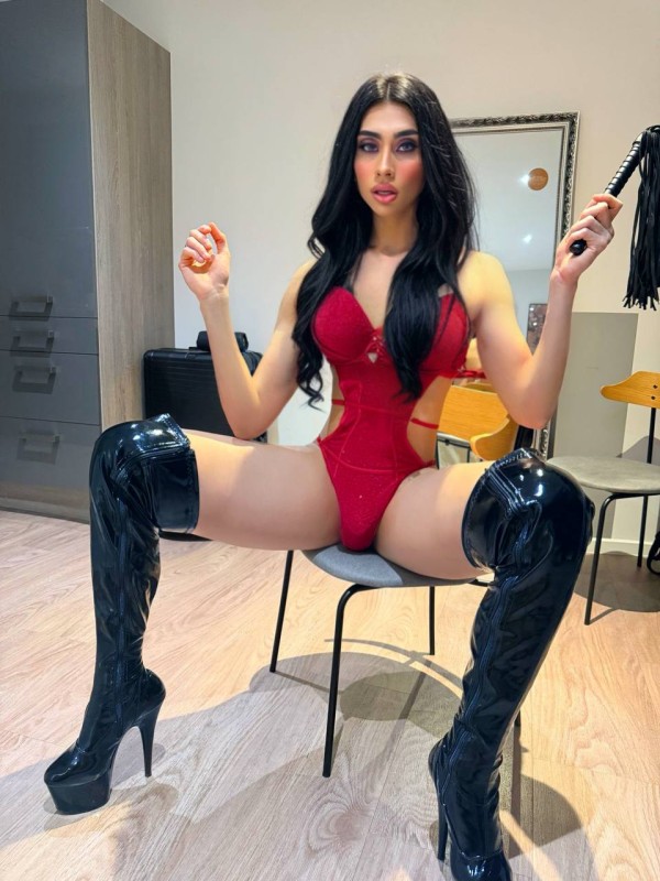 Hermosa trans colombia versatil activa 20 cm pasiva culona y fiestera.