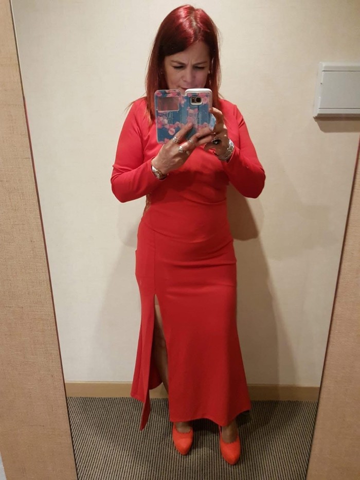 Española guapa educada y muy morbosa