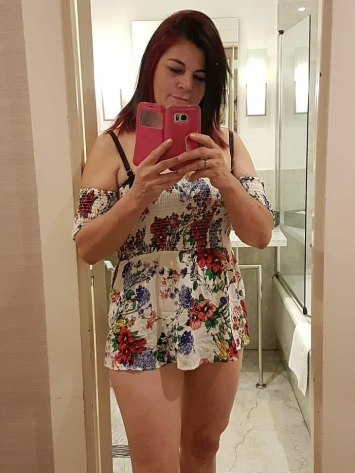 Española guapa educada y muy morbosa