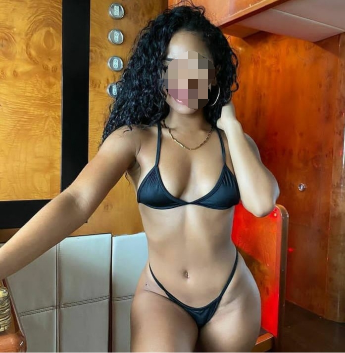 Morenasa   la sensación  en  tu zona