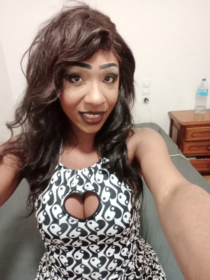 Ola soy gleicy una trans muy wapa