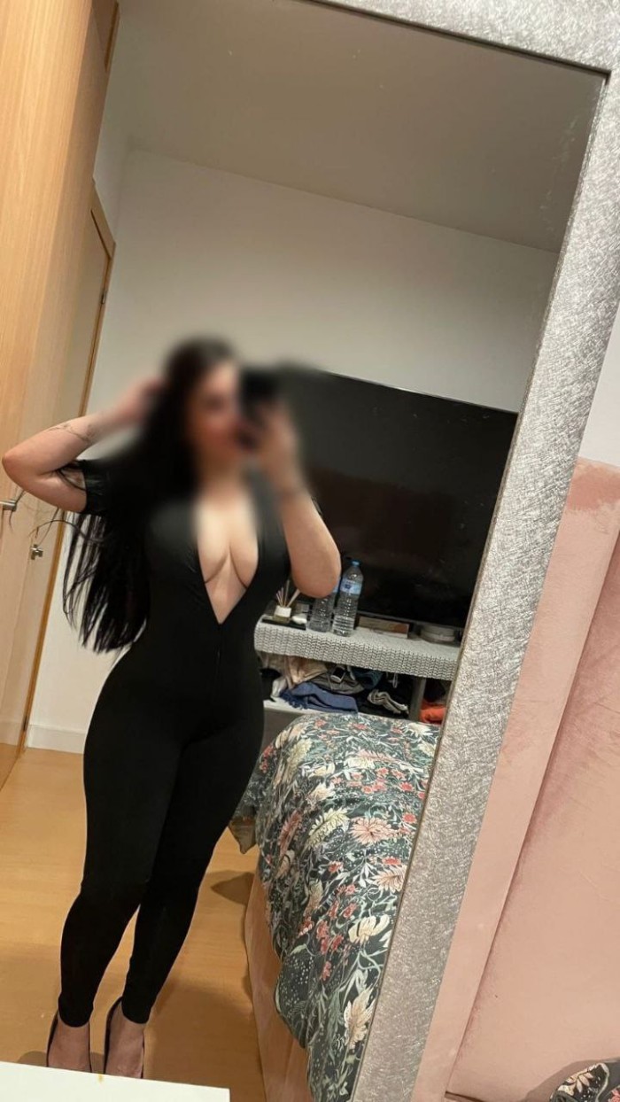 REALMENTE FIESTERA VICIOSILLA JUGUETONA LATINA