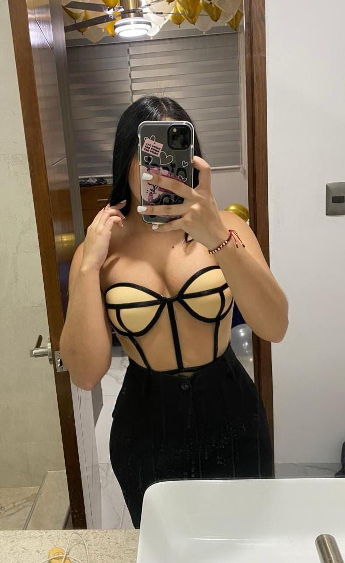 BOMBA DE SEXO COMPLACIENTE ENCANTADORA EN ARANJUEZ