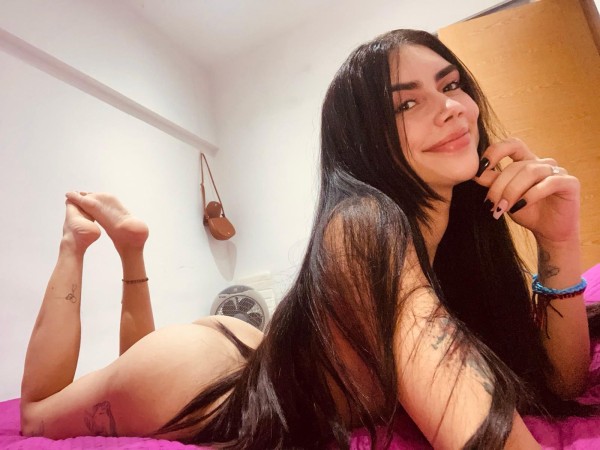 DANIELA, DESCUBRE MI MUNDO DE DESEO Y AVENTURA